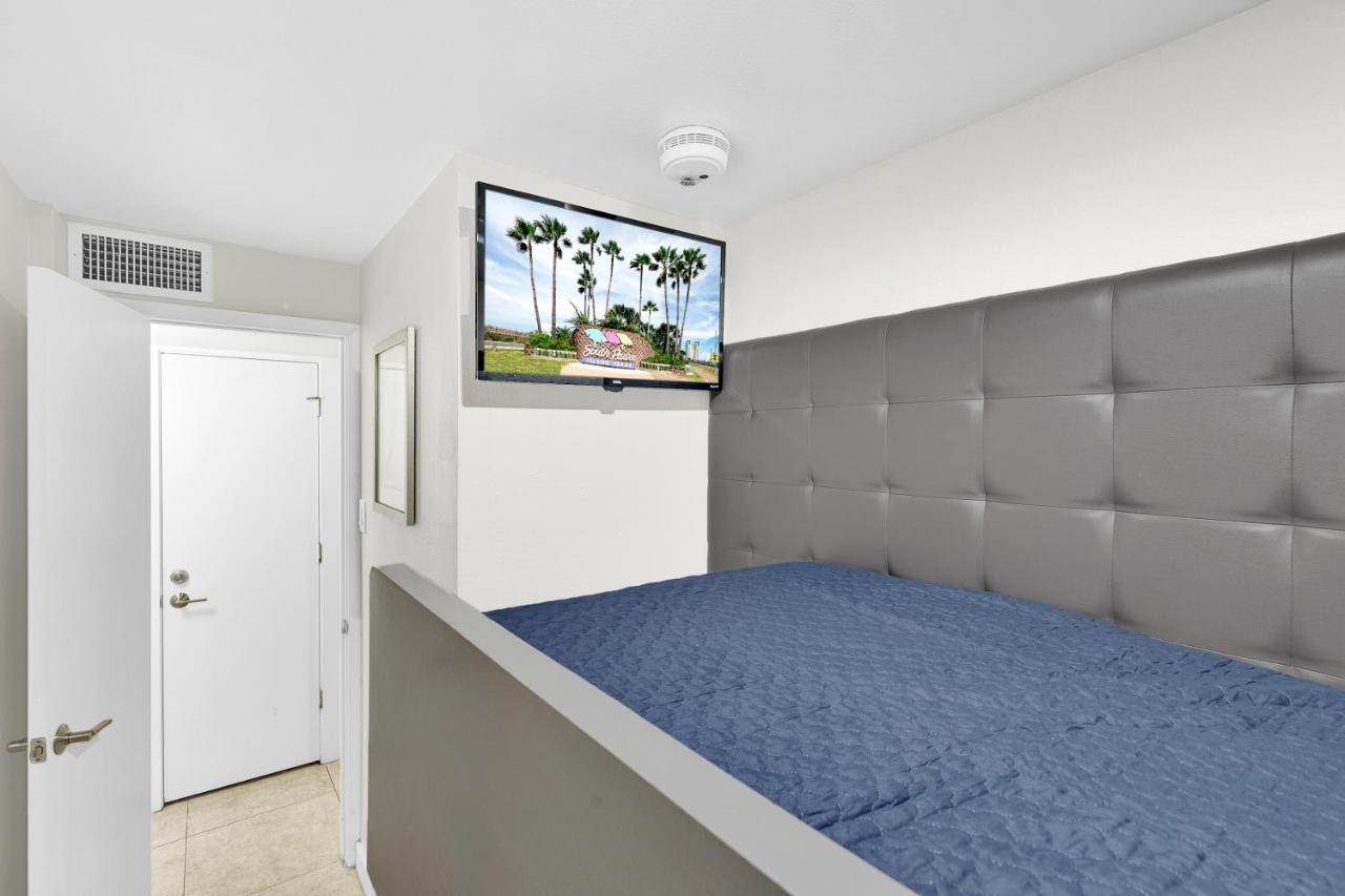 Ground Floor And Private Terrace Villa South Padre Island Exteriör bild